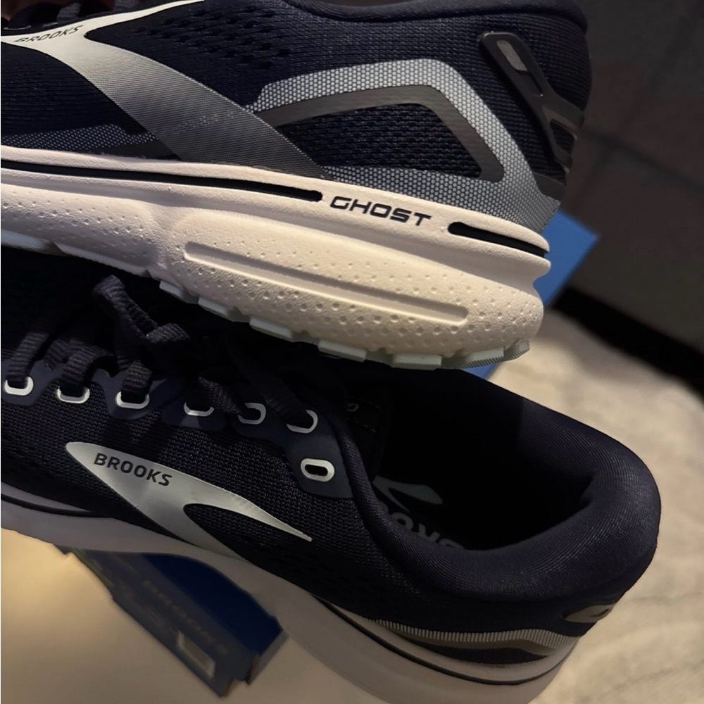 Brooks Ghost 15 Women's Shoes - Dark Blue and Light Blue - Picture 6 of 8
